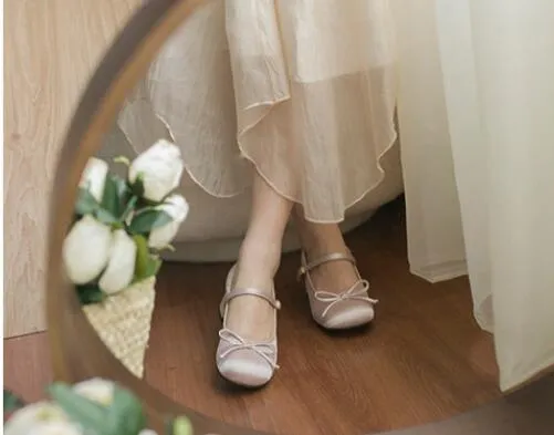 Advbridge Classic Pink Silk Ballet Shoes Buckle Strap Ballet Shoes Women Round Toe Bowtie Women Thick Heel Elegant Valentine Shoes