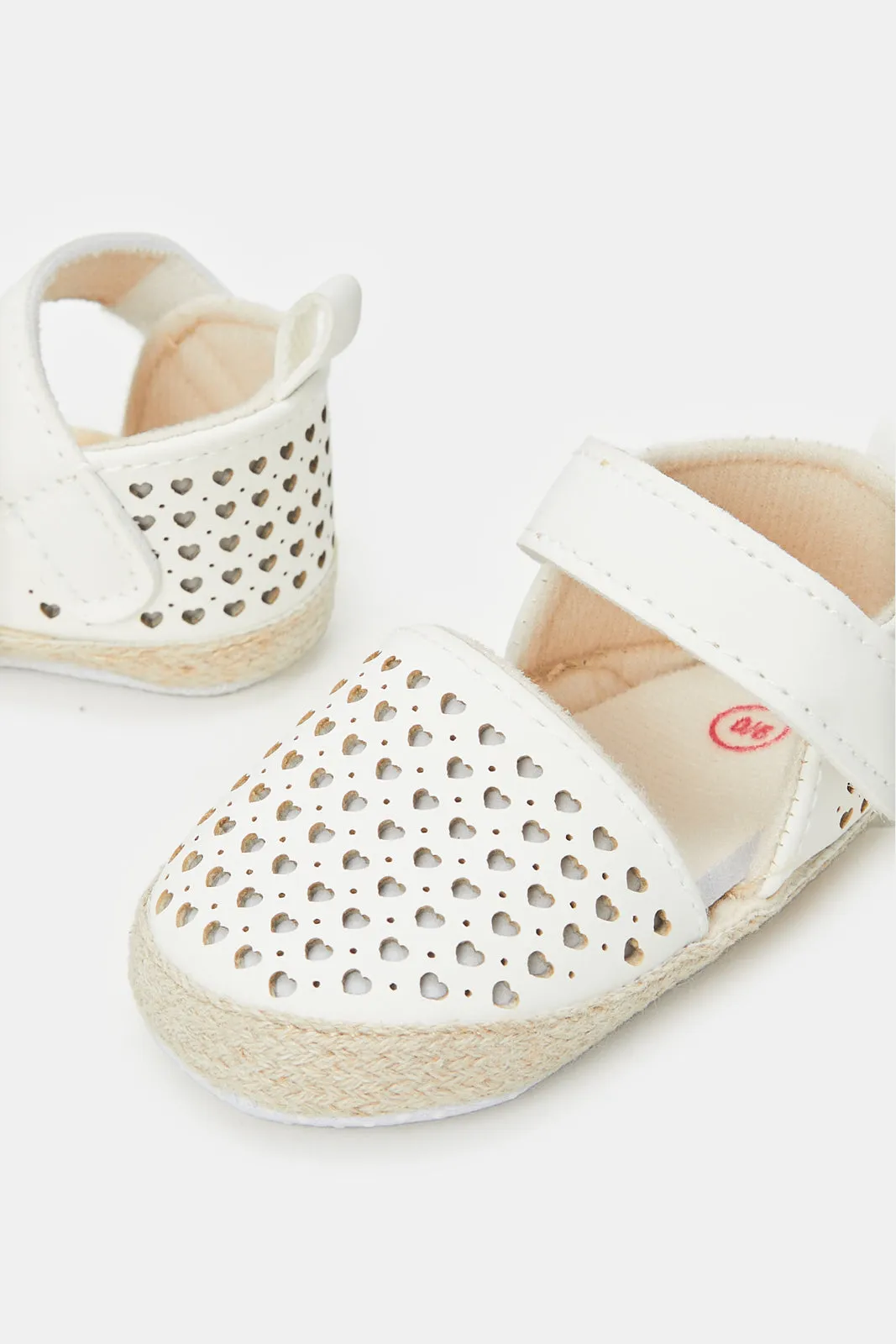 Baby White Velcro Pram Shoes