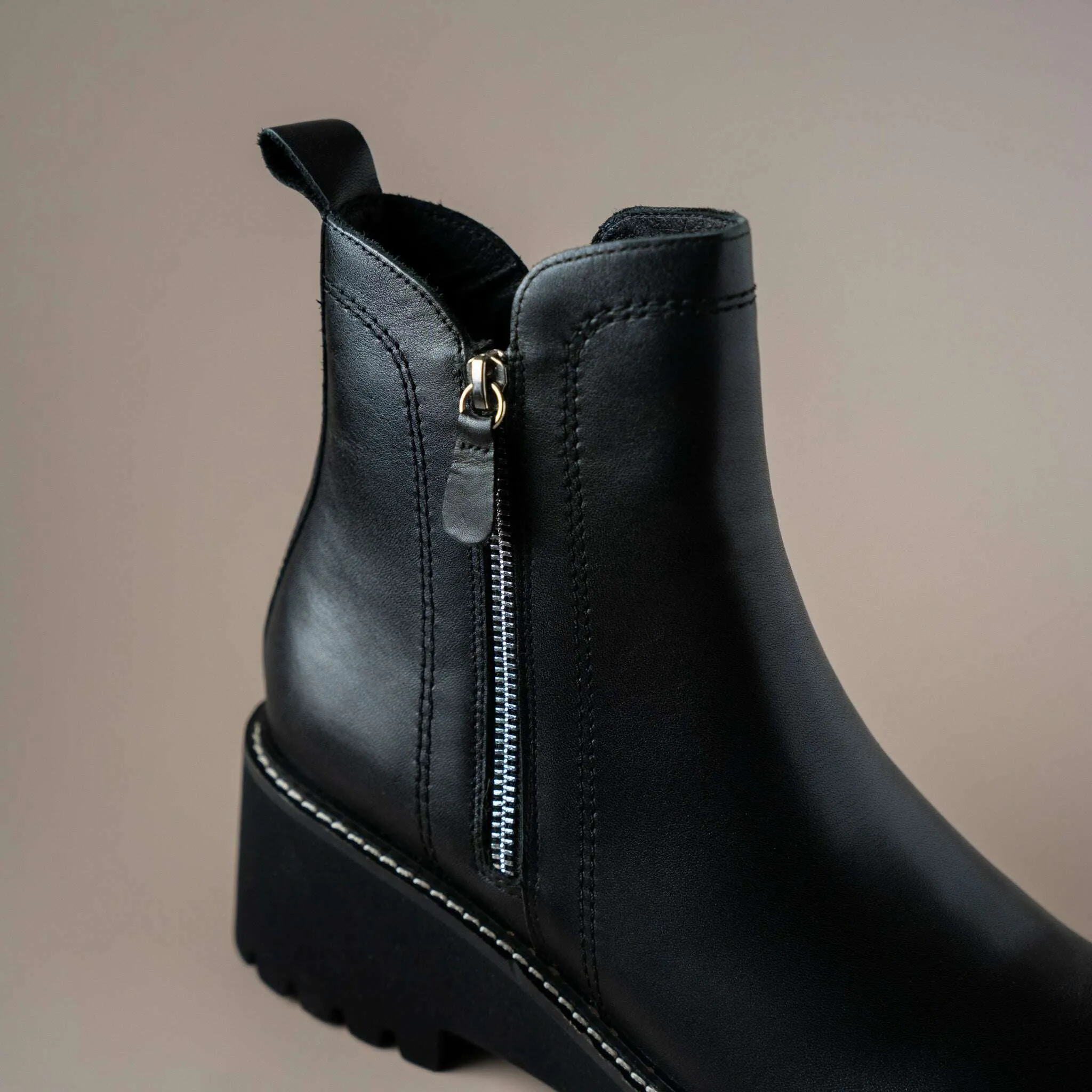 EOS - Parson - Black Leather Lug Sole Boot