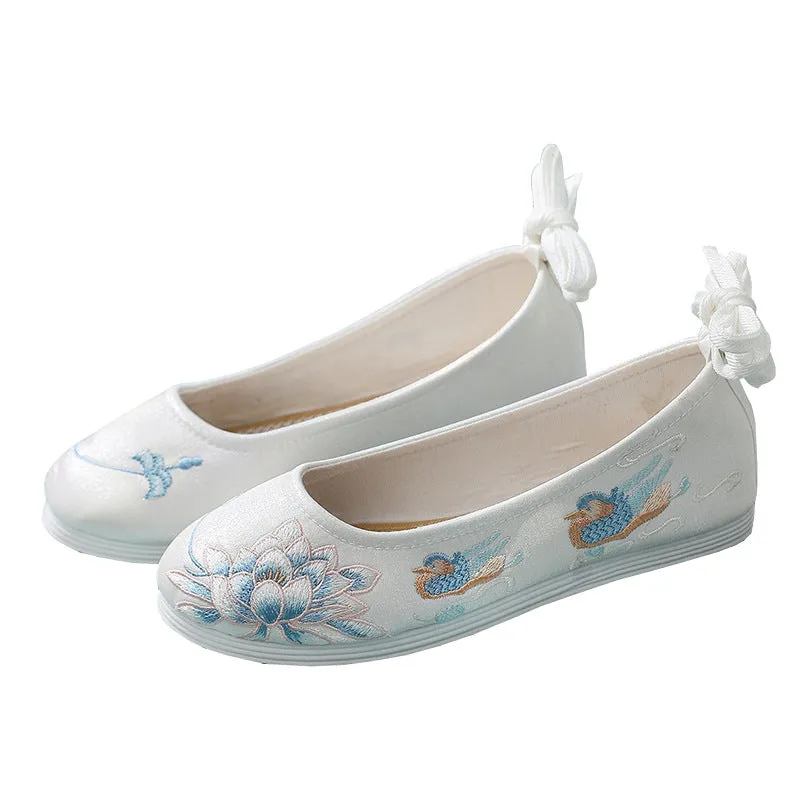 For Han Chinese Clothing Embroidered Ancient Style Canvas Shoes