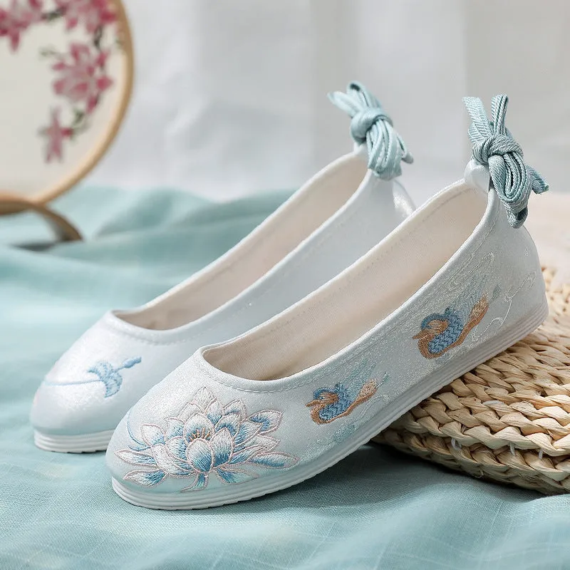 For Han Chinese Clothing Embroidered Ancient Style Canvas Shoes