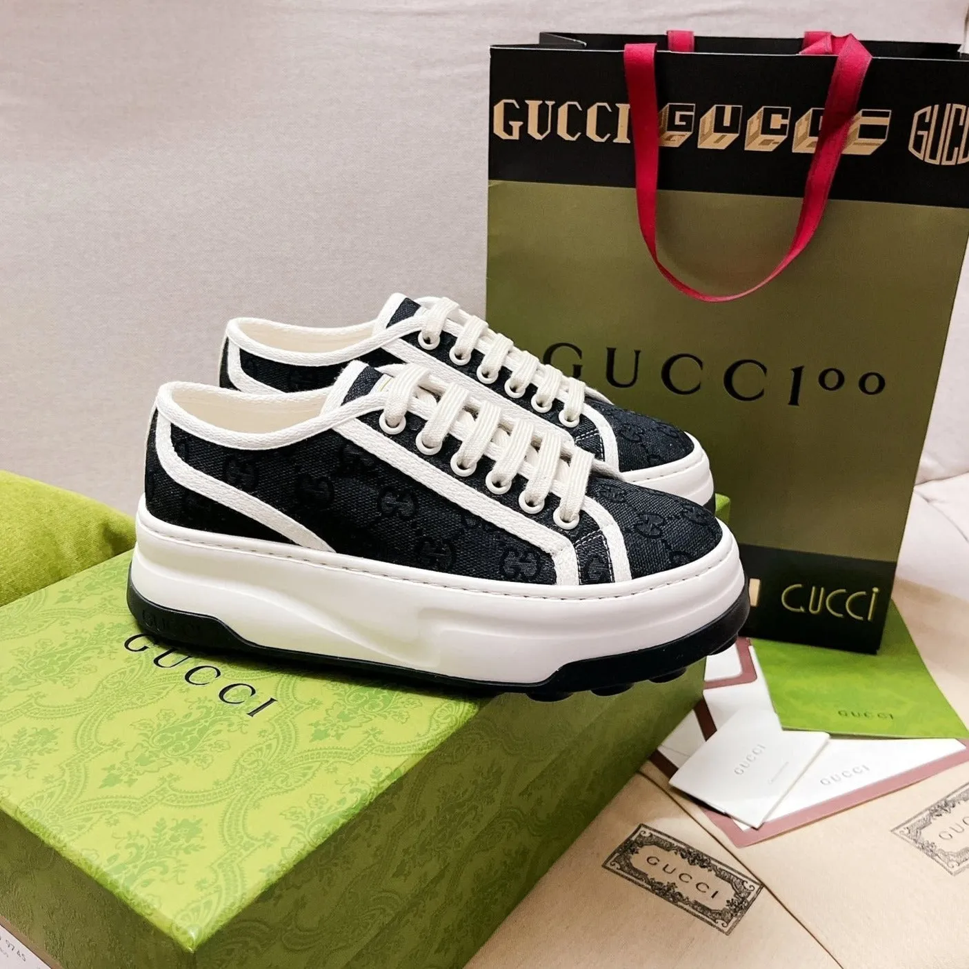 GG Canvas lace-up sneakers Black White