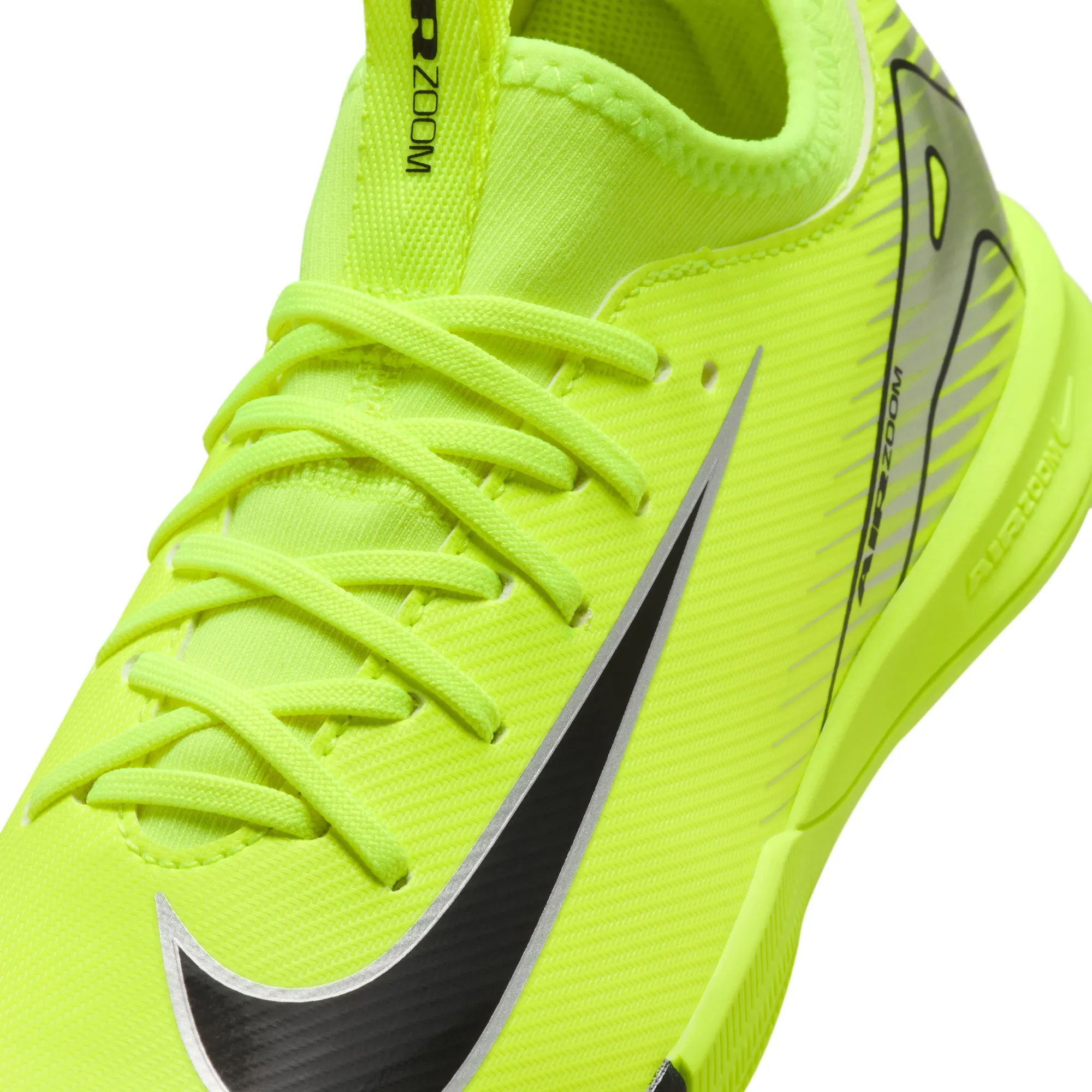 Jr. Mercurial Vapor 16 Academy Little/Big Kids' IC Low-Top Soccer Shoes