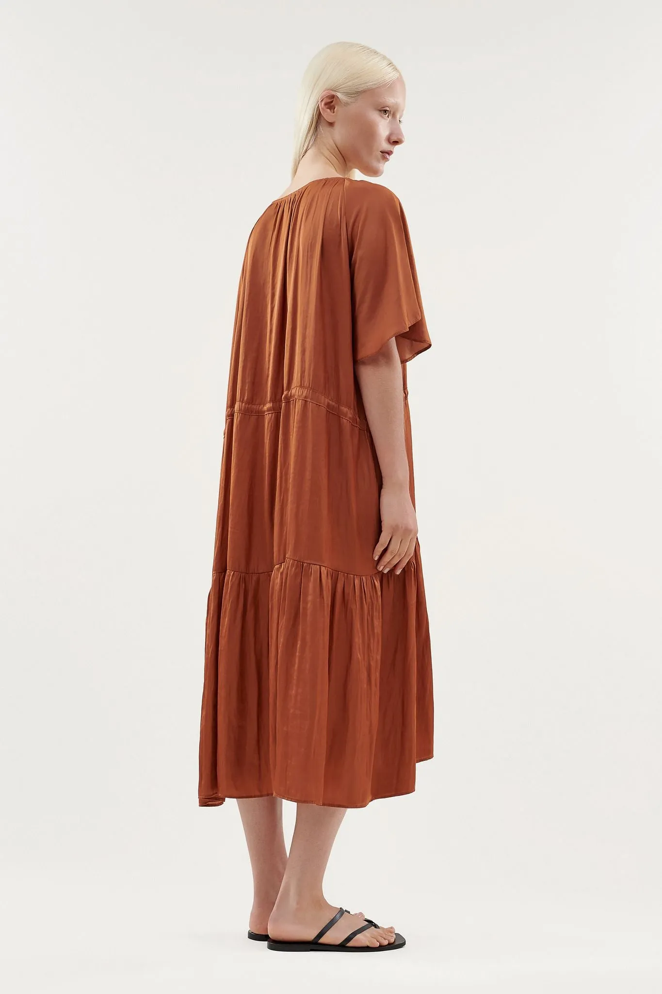 Layer’d - Vila Dress Caramel