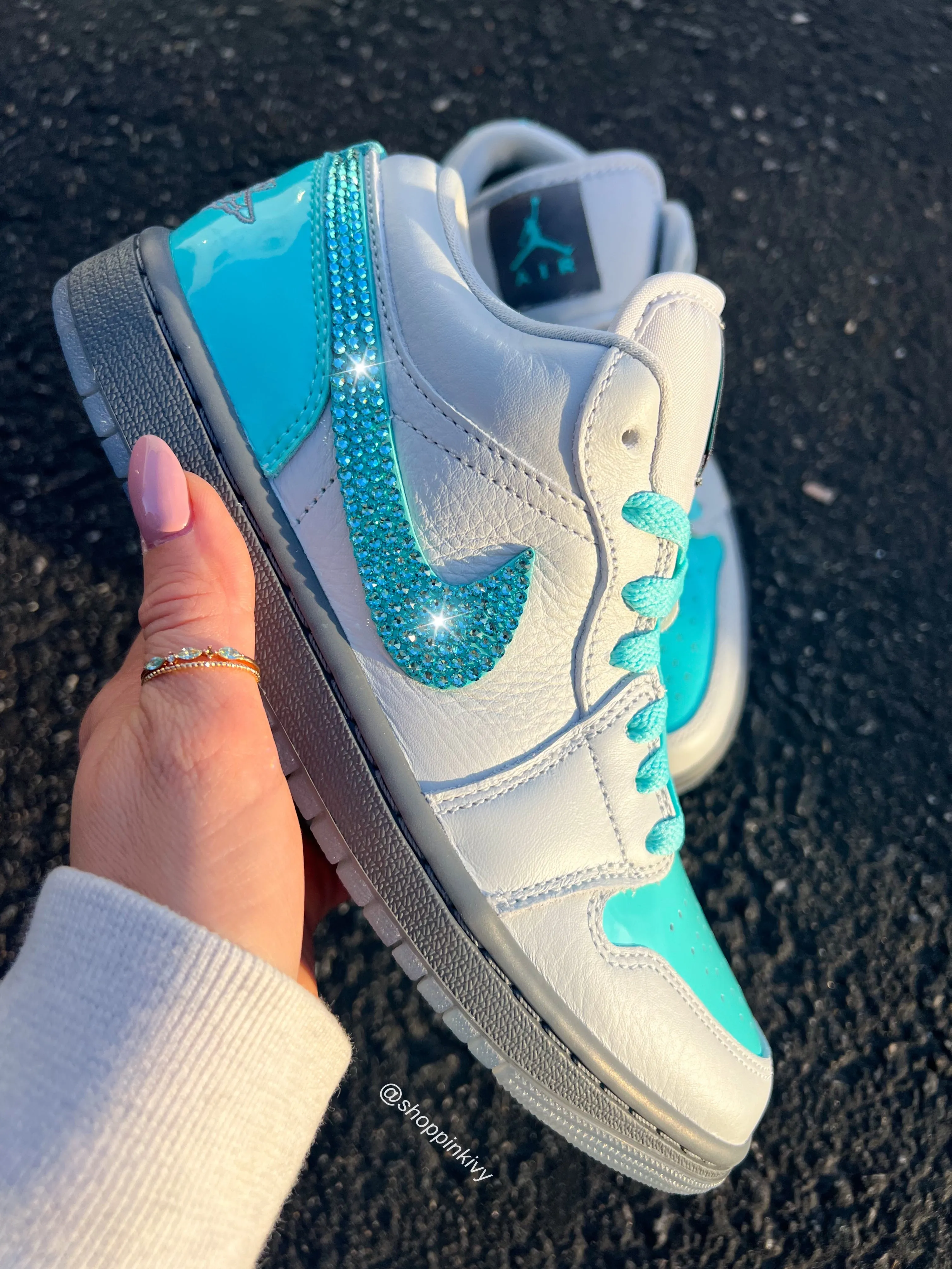 SIZE 9 Aqua Polaroid Swarovski Women’s Air Jordan Retro 1 Low Shoes