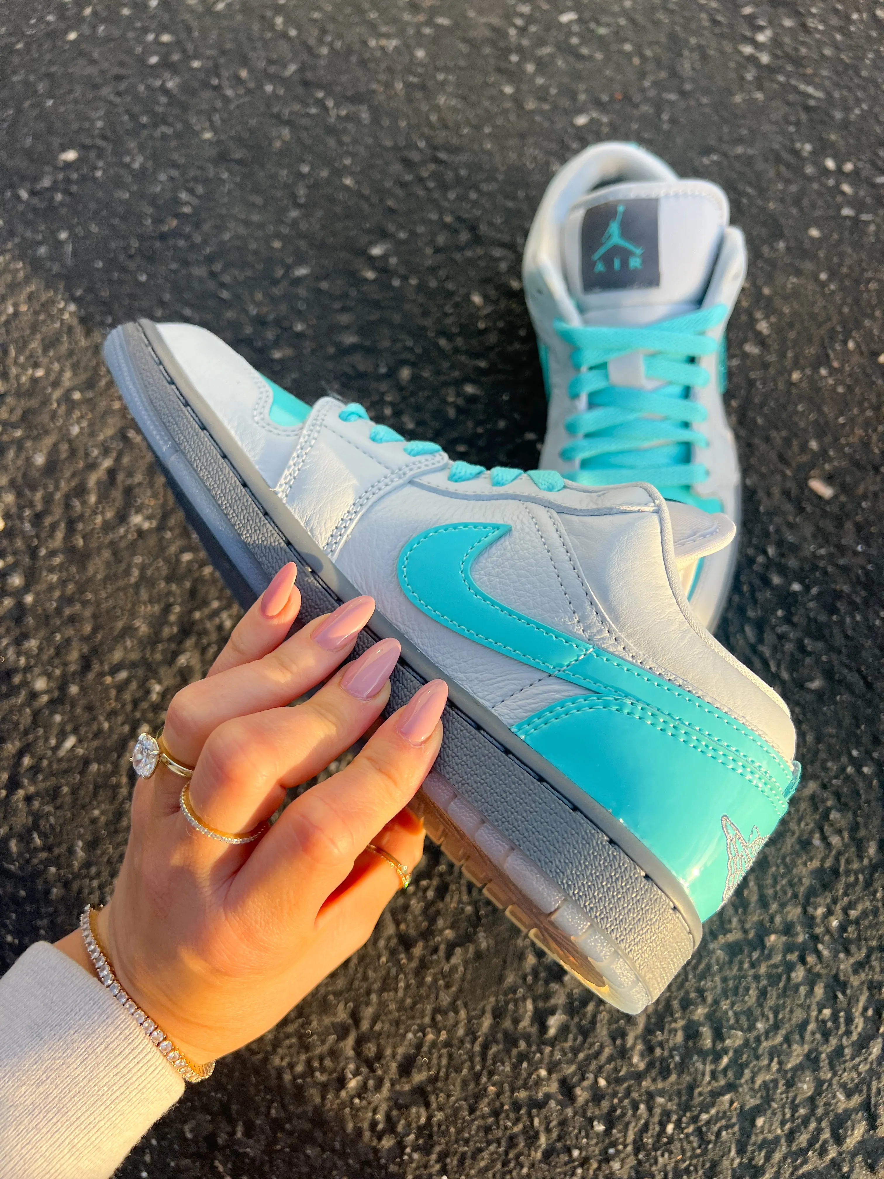 SIZE 9 Aqua Polaroid Swarovski Women’s Air Jordan Retro 1 Low Shoes