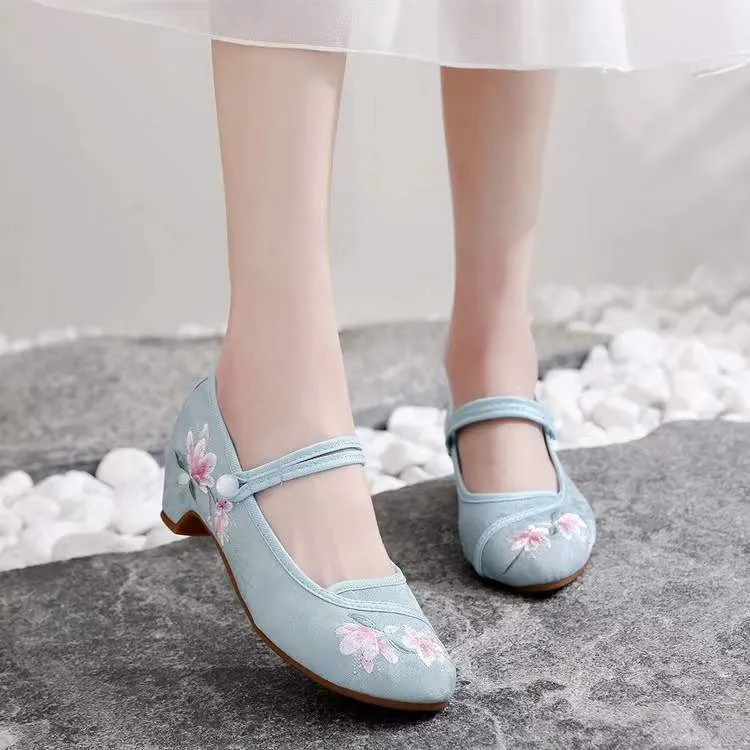 Women's Spring Ethnic Style Embroidered Height Increasing Canvas Shoes