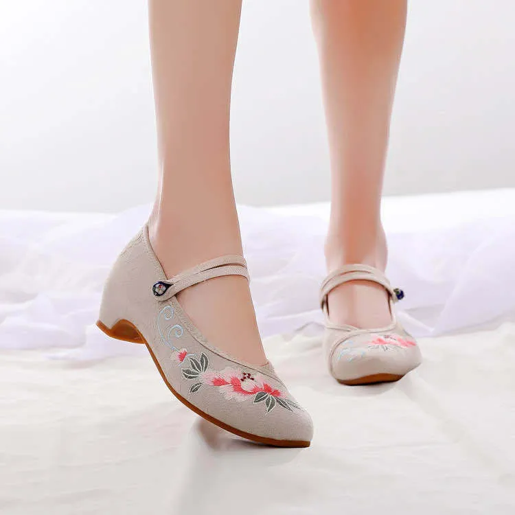 Women's Spring Ethnic Style Embroidered Height Increasing Canvas Shoes